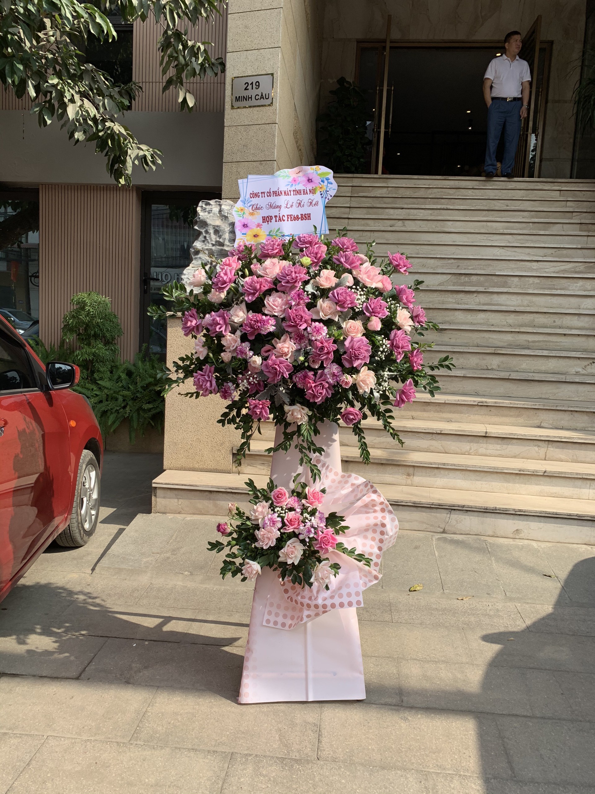 Hoa khai trương KT28
